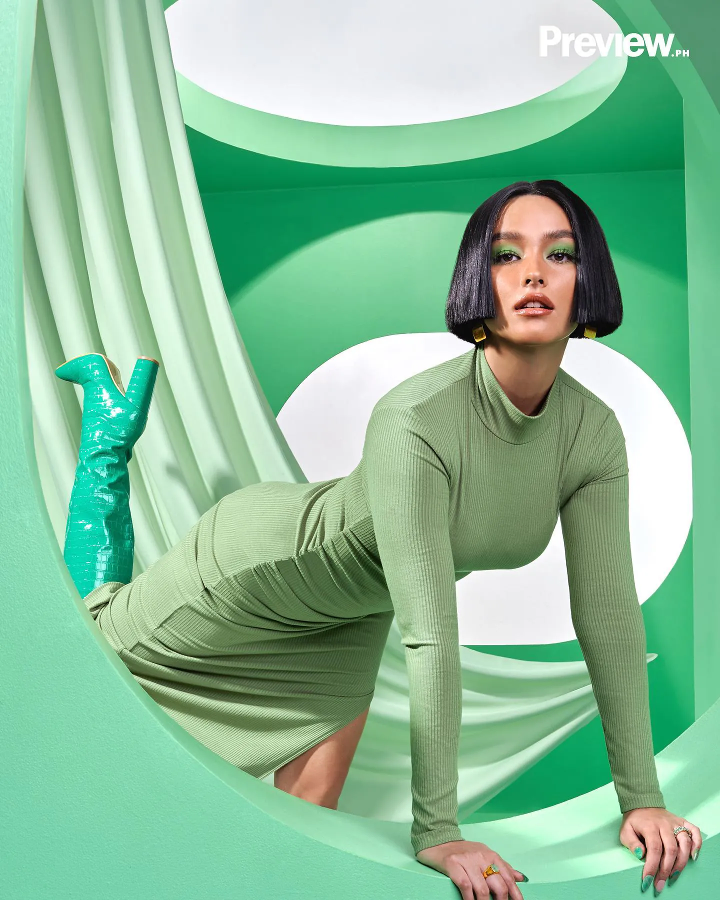 Liza Soberano - liza-soberano-hot-11.webp